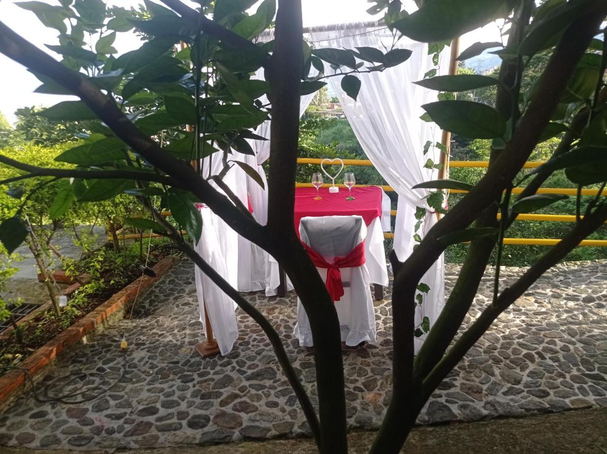 Apartamento Campestre Медельин Экстерьер фото
